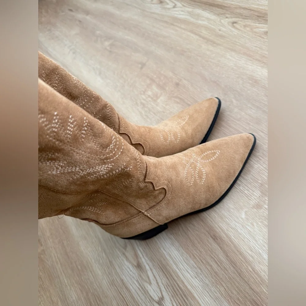 Dark Tan Suede Chunky Heel Women's embroidery Cowgirl Boots - Picture 2 of 10